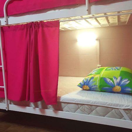 Hostel 777 Vokzal Київ Екстер'єр фото