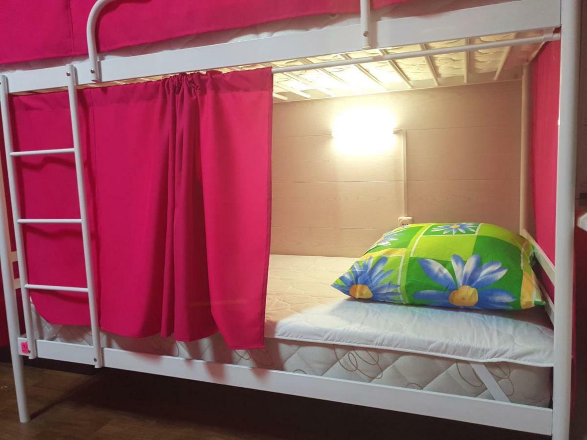 Hostel 777 Vokzal Київ Екстер'єр фото