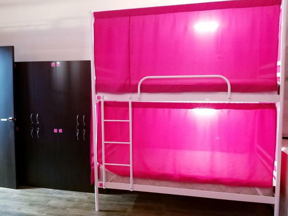 Hostel 777 Vokzal Київ Екстер'єр фото